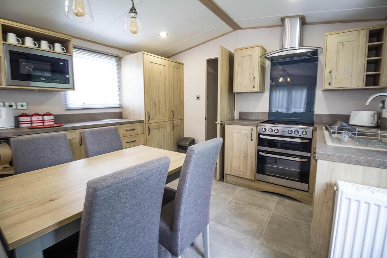斯凯格内斯 Beautiful 6 Berth Caravan With Decking At Southview Holiday Park Ref 33024O酒店 外观 照片