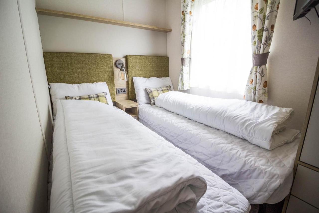 斯凯格内斯 Beautiful 6 Berth Caravan With Decking At Southview Holiday Park Ref 33024O酒店 外观 照片