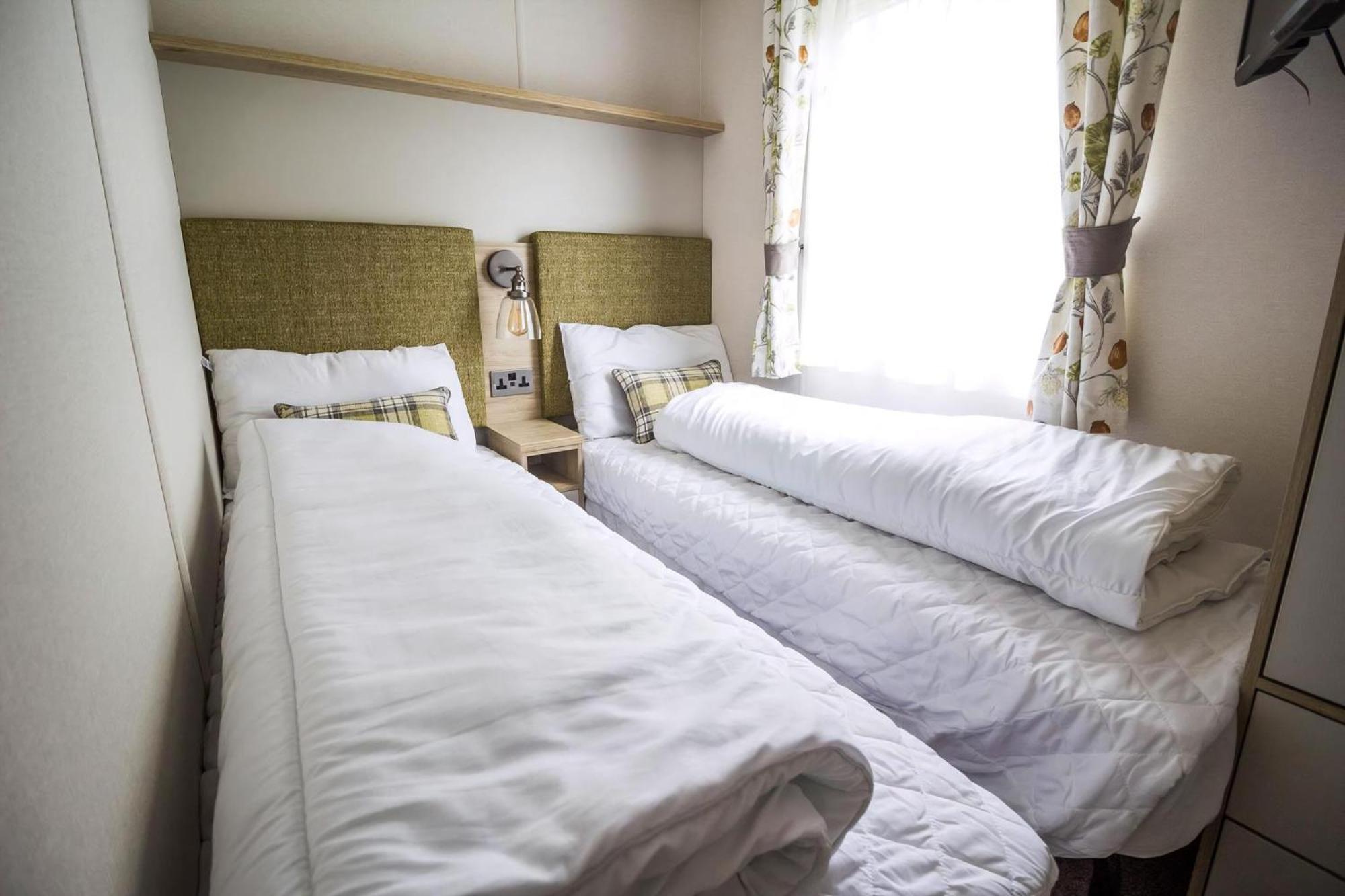 斯凯格内斯 Beautiful 6 Berth Caravan With Decking At Southview Holiday Park Ref 33024O酒店 外观 照片