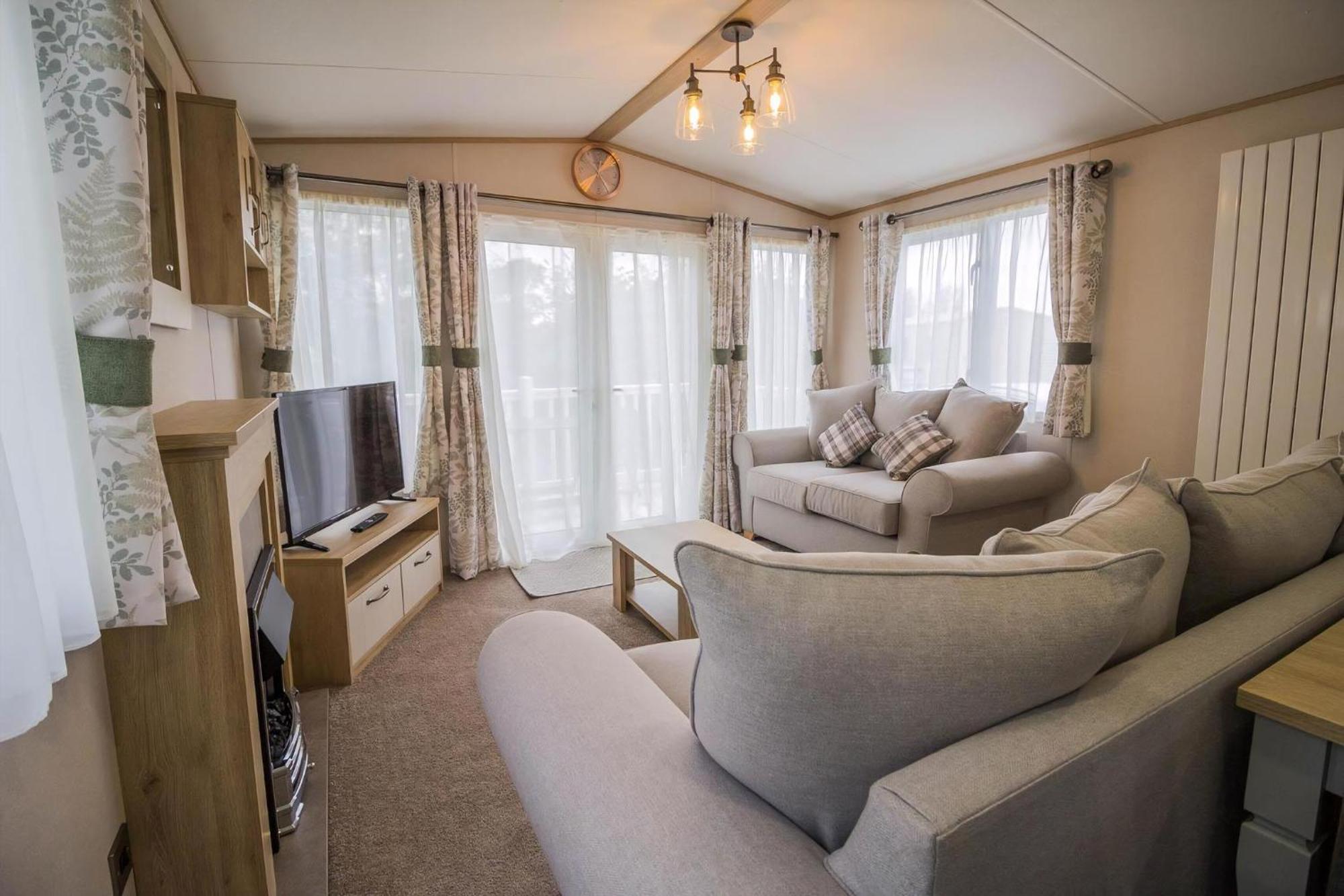 斯凯格内斯 Beautiful 6 Berth Caravan With Decking At Southview Holiday Park Ref 33024O酒店 外观 照片